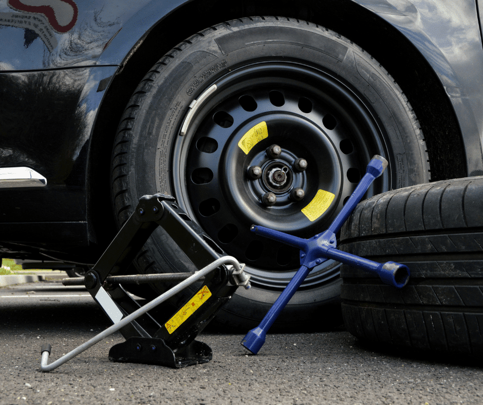 Newnan Wrecker And Towing - Tire Change